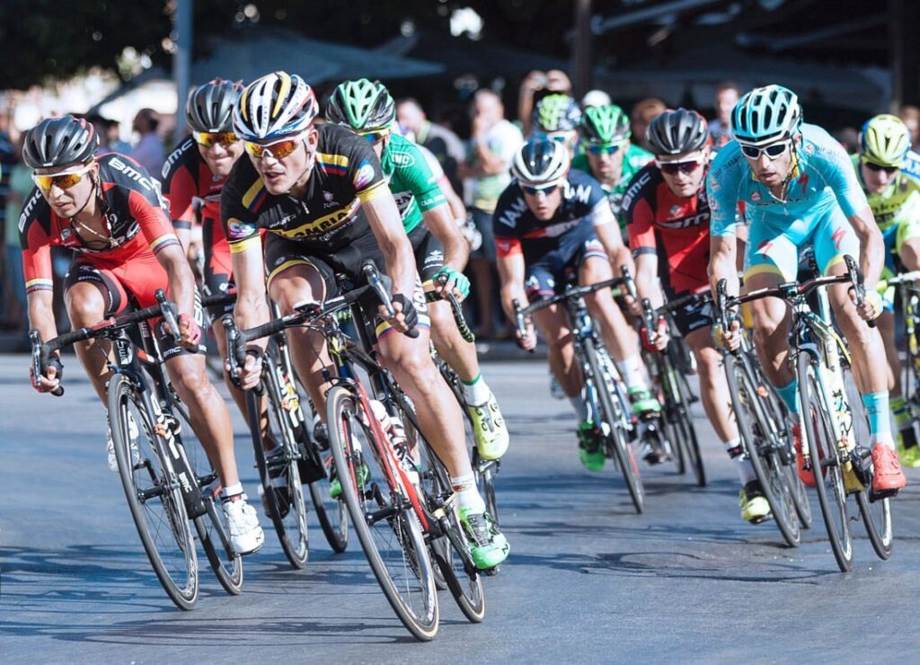 cycle-race cycle-race