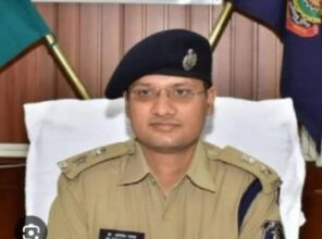 छत्तीसगढ़ में साहू समाज ने IPS पल्लव के खिलाफ खोला मोर्चा, सरकार से की बर्खास्त करने की मांग, तीनों परिवार के लिए मांगा 1-1 करोड़ मुआवजा