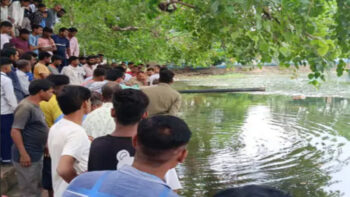 छत्तीसगढ़ में गणेश विसर्जन के दिन दो बच्चों की तालाब में डूबकर मौत, यूनिफार्म और जूते देखकर फफक पड़े परिजन