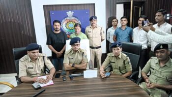 Breaking: दुर्ग पुलिस ने इंटरनेशनल मानव तस्करी और साइबर स्लेवरी गैंग का किया भंडाफोड़, विदेश में नौकरी के नाम पर करवाते थे गंदा काम, तीन आरोपी गिरफ्तार