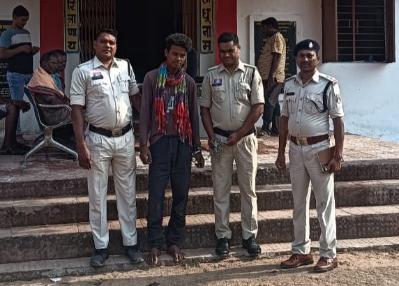 नालायक पोता, शराब के लिए 100 रूपए नहीं दिए तो दादी की कर दी हत्या, पास बैठकर बोला–अब अपने साथ ले जा पूरा पैसा, गिरफ्तार