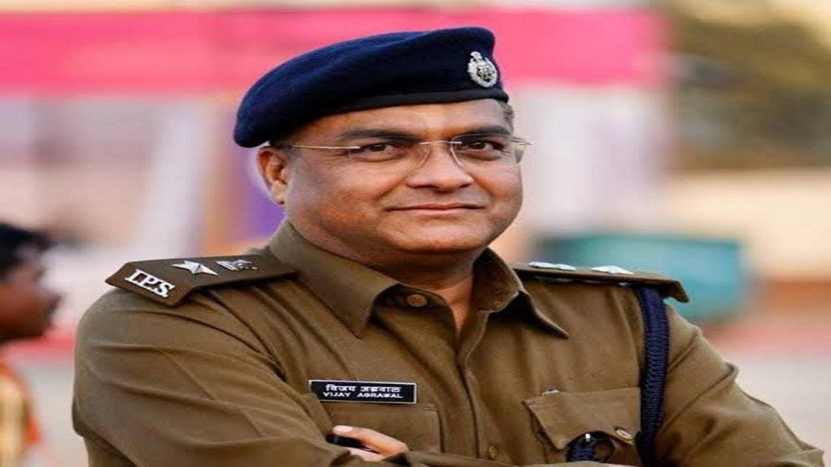 दुर्ग जिले में SSP विजय अग्रवाल ने की बड़ी प्रशासनिक सर्जरी, बदले गए 9 थानों के प्रभारी, देखिए पूरी लिस्ट