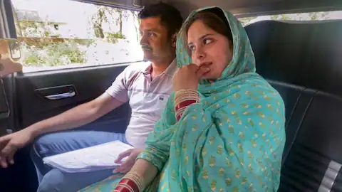 क्या मुस्लिम समाज में वीडियो कॉल पर भी हो सकता है निकाह? CRPF के जवान ने पाकिस्तान की लड़की से ऐसे ही की शादी
