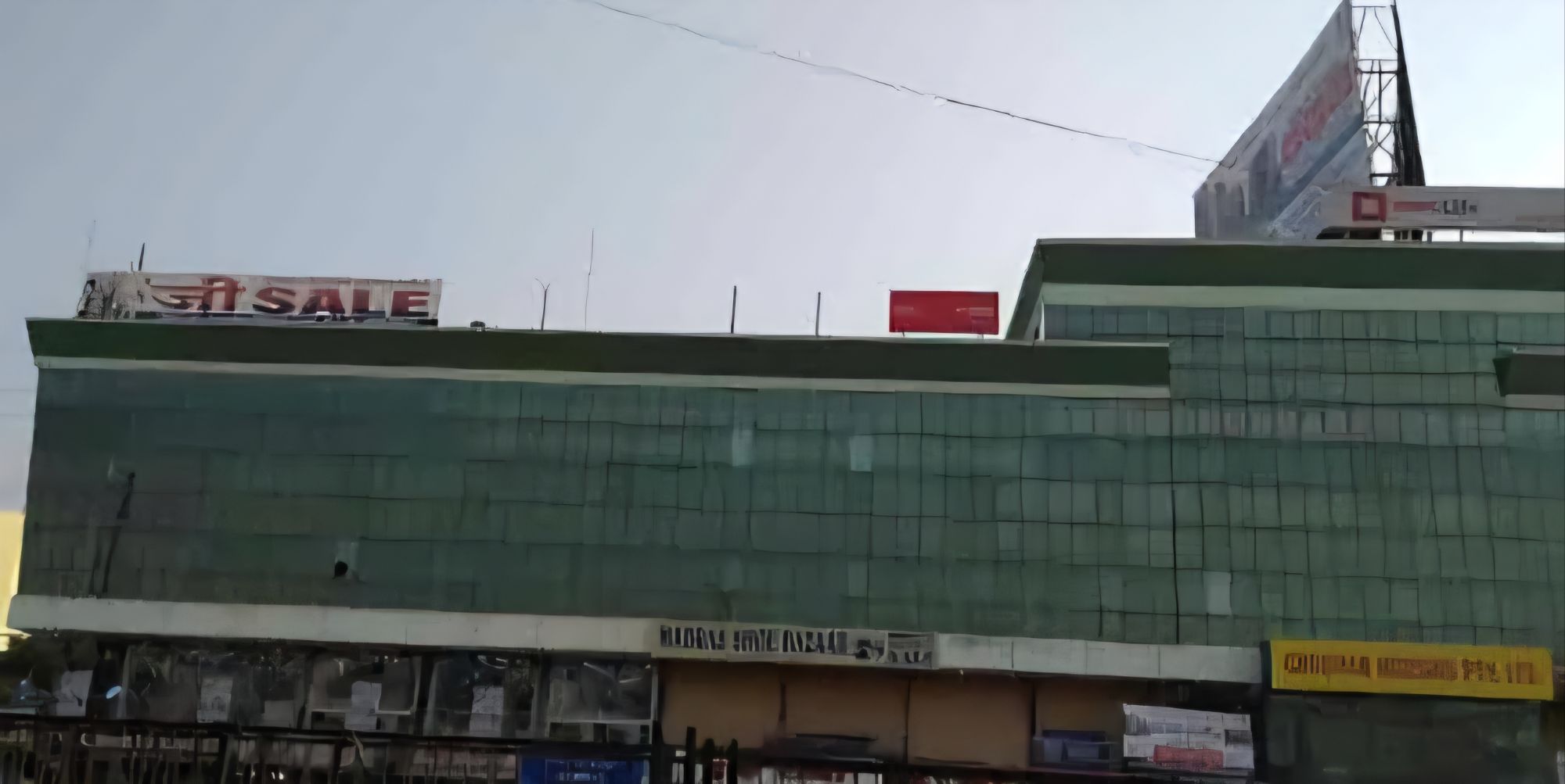 लिफ्ट हादसे में काम्पलेक्स संचालक पर लापरवाही का मामला दर्ज
