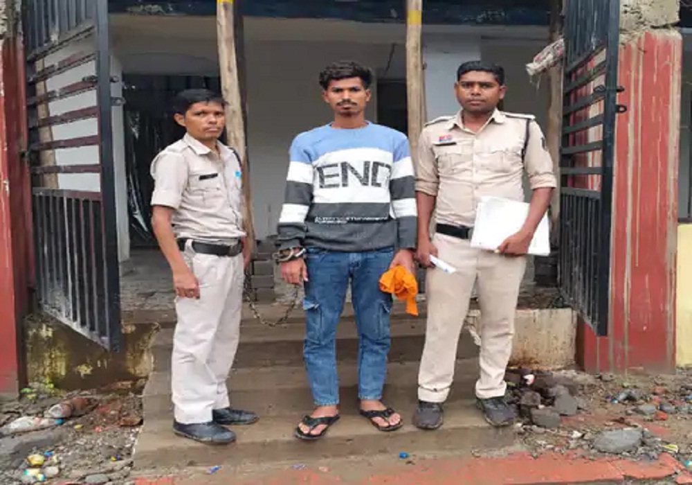 पार्षद के बेटे ने 7 साल की मासूम से किया रेप, रोती-बिलखती बोली – घर से दूर ले गया था फिर… आपबीती सुन मां-बाप के उड़े होश