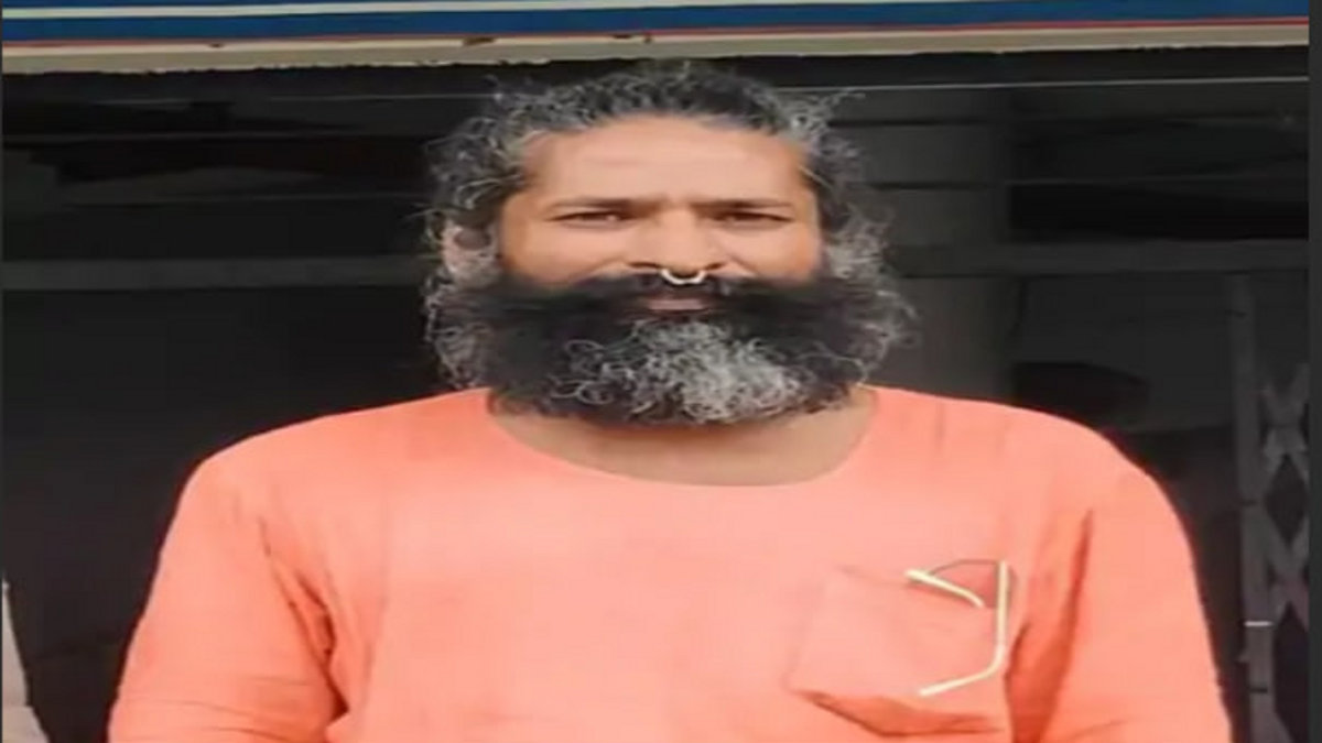 डोंगरगढ़ के योग आश्रम में पुलिस का छापा, 2 किलो गांंजा, वियाग्रा, नशीली इंजेक्शन और मिले सेक्स टॉयज