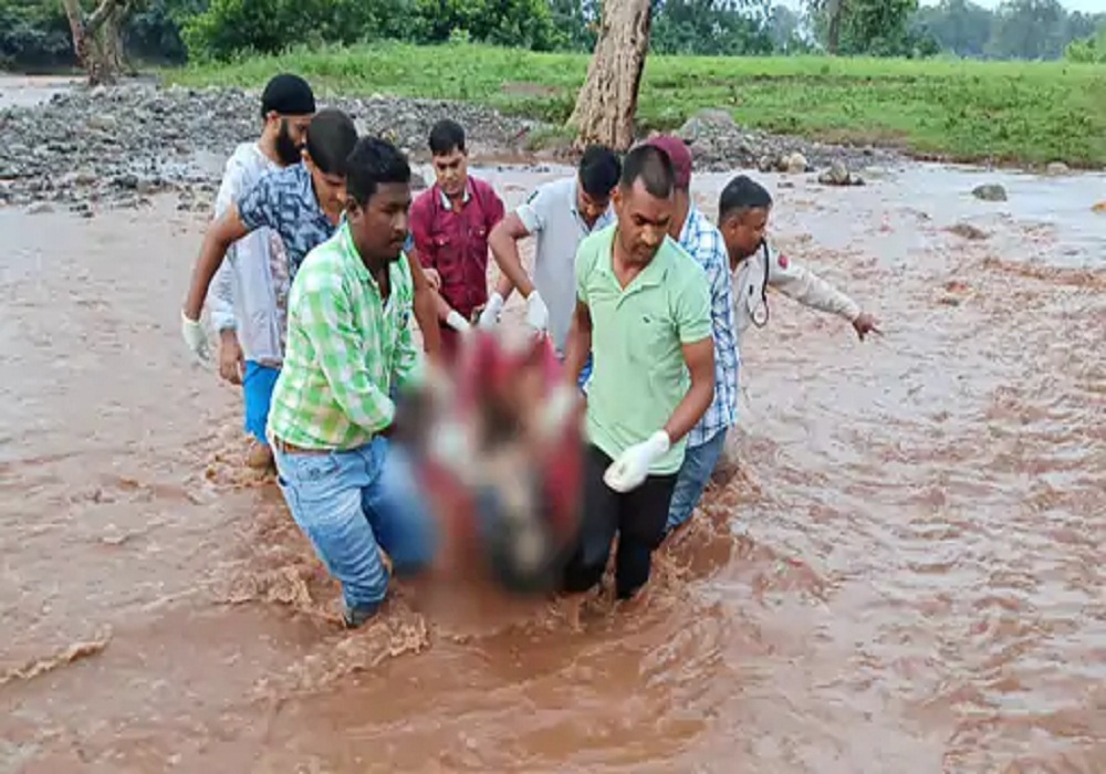 रानीदहरा वाटरफॉल देखने आए 5 युवक बहे, 1 की मौत… इधर 21 से 25 जुलाई तक भारी बारिश का यलो अलर्ट जारी