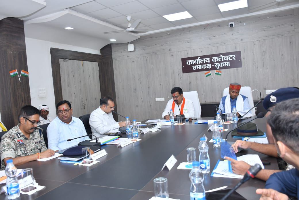 धर्मांतरण और बांग्लादेशी घुसपैठियों के खिलाफ होगी सख्त कार्रवाई, सुकमा में बोले गृहमंत्री-विकास की राह में बस्तर
