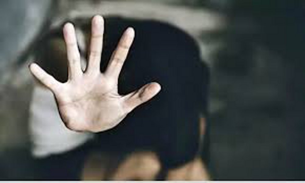 मामा के घर रह रही नेत्रहीन लडक़ी से 2 ममेरे भाइयों ने कई बार किया रेप, प्रेग्नेंट हुई तो खुला राज