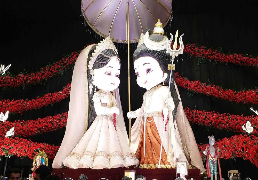 गणेश पंडाल में बजा आइटम सॉन्ग… भड़के हिंदू संगठन ने देर रात किया प्रदर्शन, FIR दर्ज, VIDEO वायरल