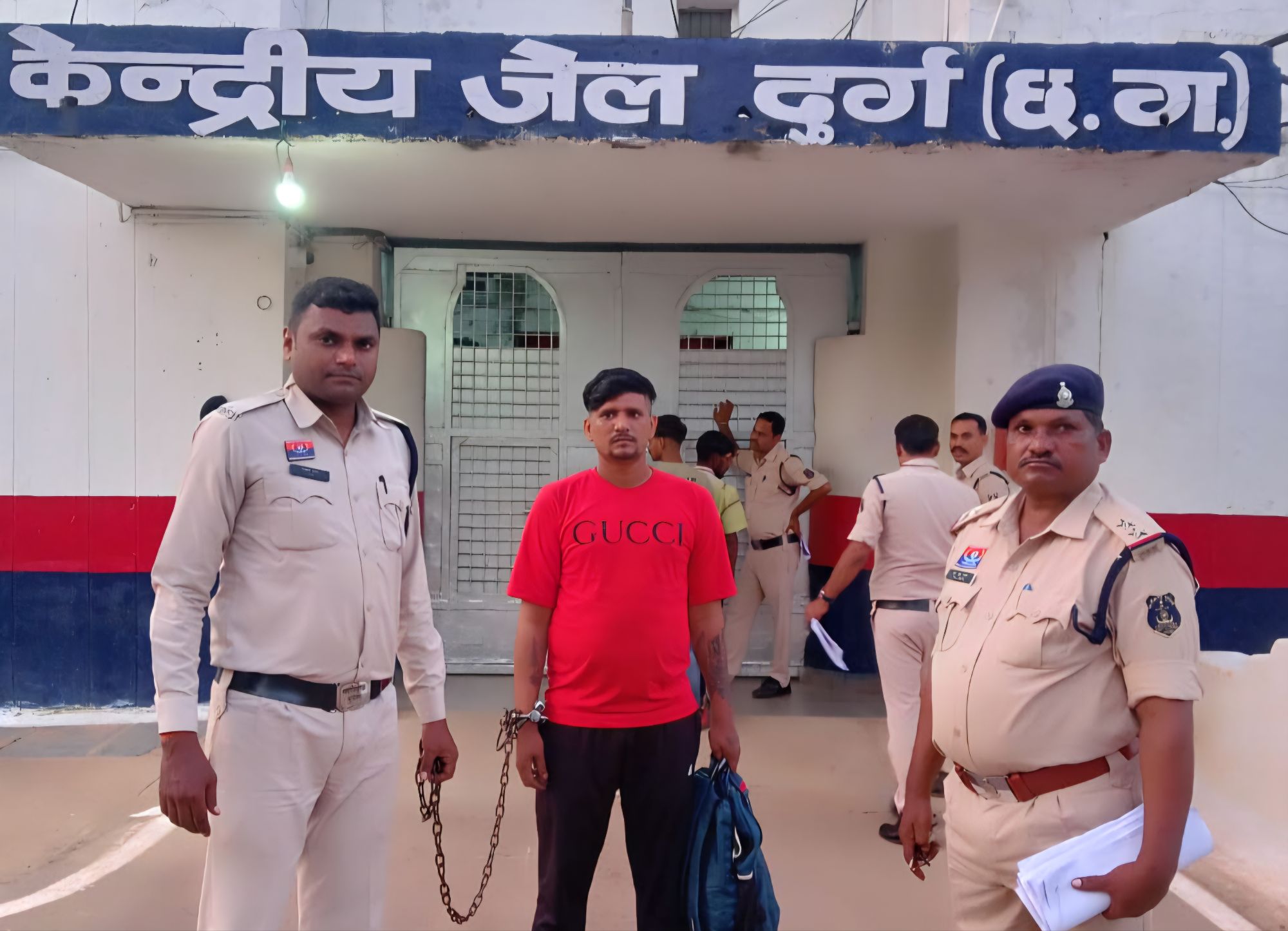 पंजाब से गिरफ्तार गुरजीत सिंह 25 लाख की हेरोइन मामले का फरार सरगना, मोहन नगर थाना से पुलिस लापरवाही के बीच भागा था।