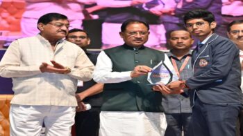 विश्व मानक दिवस पर CM ने दिलाई गुणवत्ता शपथ, कहा- हर क्षेत्र में पारदर्शिता, उपभोक्ता अधिकार और नवाचार सर्वोपरि