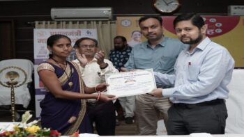 राष्ट्रीय पोषण माह, कुपोषण नियंत्रण में दुर्ग की बड़ी उपलब्धि, पोषण ट्रैकर में प्रदेश में जिले को मिला पहला स्थान