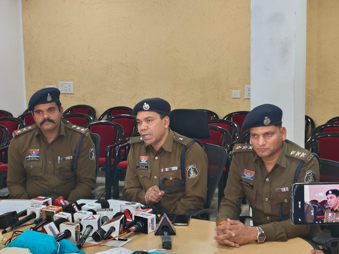 रायपुर पुलिस द्वारा ऑपरेशन निश्चय में जब्त नशीली टेबलेट और गिरफ्तार आरोपी