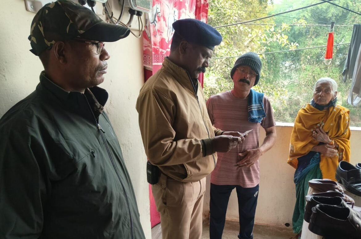 दुर्ग पुलिस द्वारा वैशाली नगर में निचली बस्तियों में चेकिंग अभियान