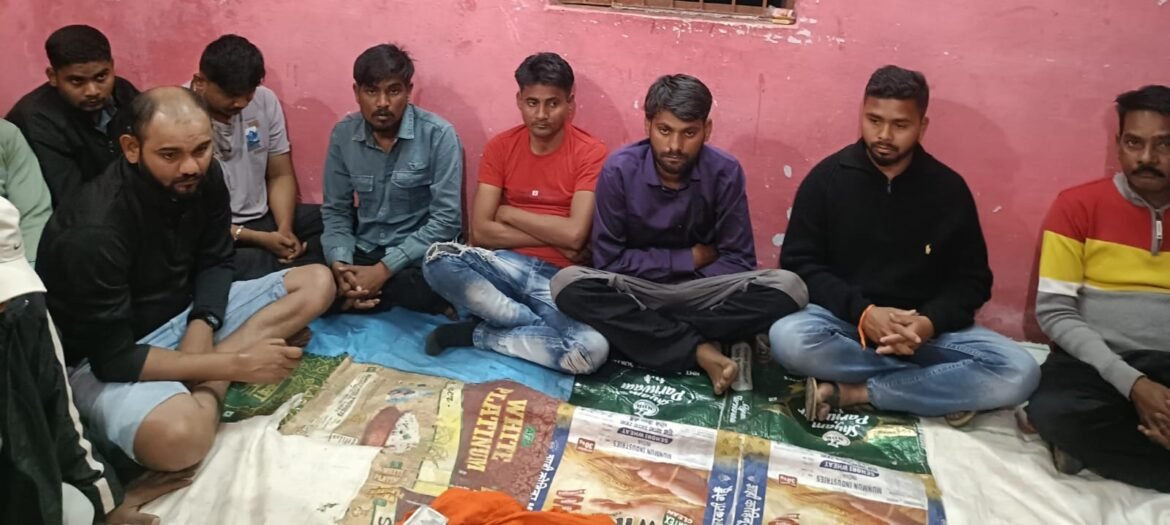 नेवई नगर पुलिस द्वारा ग्राम ट्रेलोडीह में जुआ फड़ पर की गई कार्रवाई