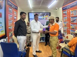 दुर्ग एसएसपी ने VR आधारित पेट्रोल पंप ट्रेनिंग का किया निरीक्षण, कर्मचारियों की सराहना