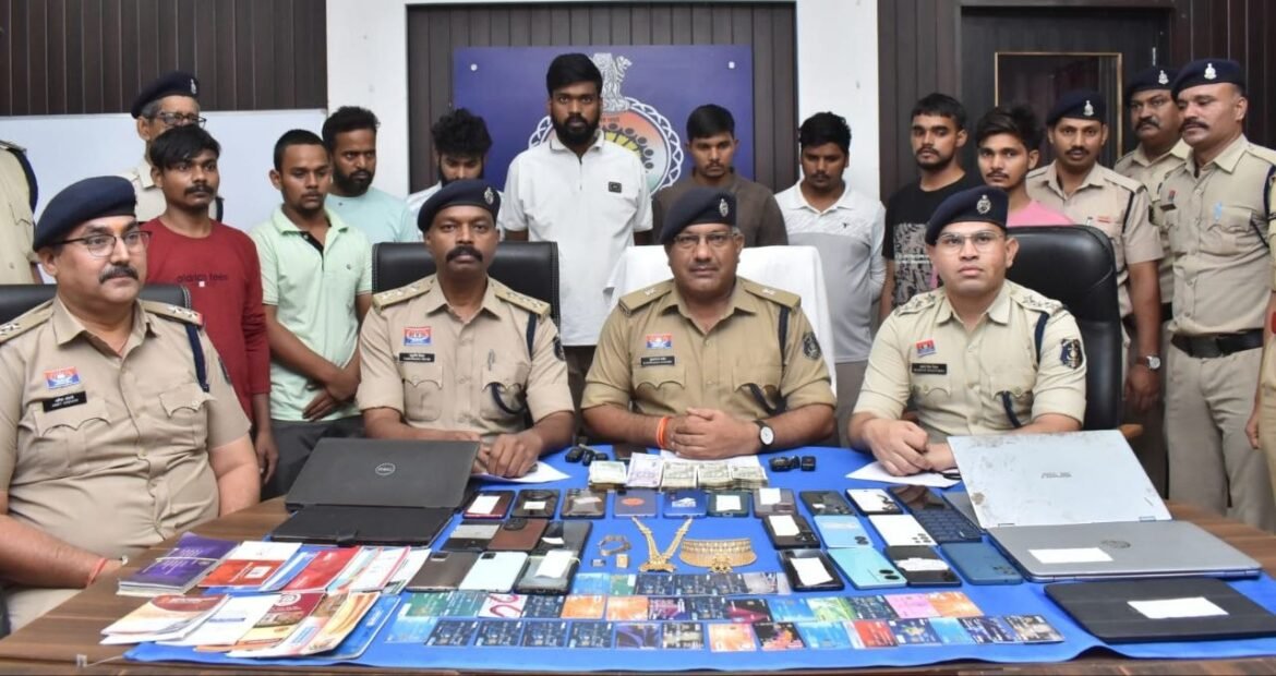 यूपी, बिहार के लड़कों को सैलरी देकर ऑनलाइन सट्टे का अवैध कारोबार, भिलाई के मास्टरमाइंड सहित 9 आरोपी गिरफ्तार