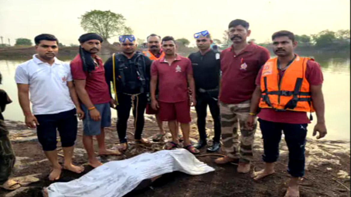 दुर्ग के पत्थर खदान में डूबने से 13 साल के बालक की मौत, 50 फीट गहराई में मिला शव