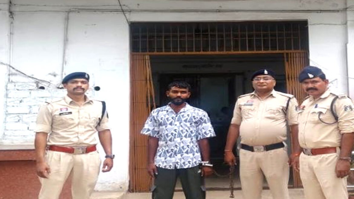 खुर्सीपार में 4 किलो गांजा के साथ युवक गिरफ्तार, पुलिस को देखते ही लगा भागने