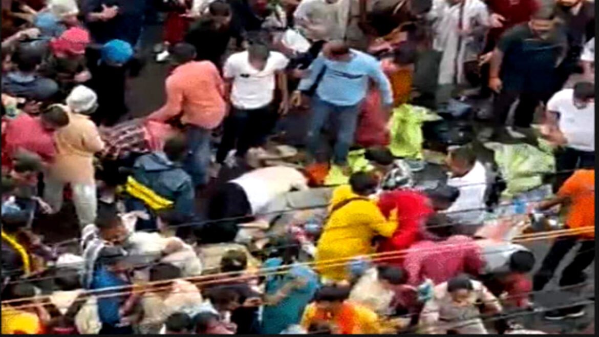 पुरी जगन्नाथ रथयात्रा में भगदड़, एक श्रद्धालु की मौत, 100 से अधिक घायल