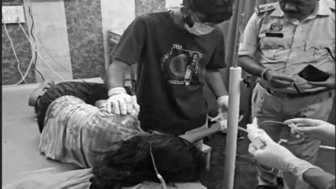 गर्लफ्रेंड को पार्क में बुलाकर बॉयफ्रेंड ने मारा चाकू, जान बचाने दौड़ती रही युवती