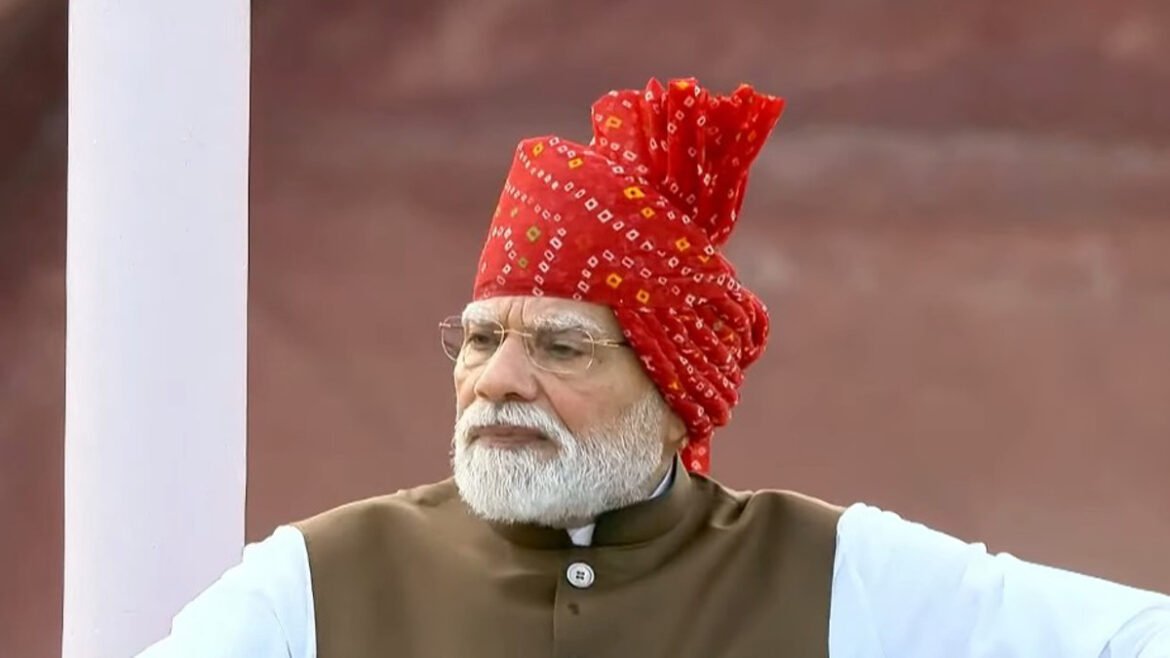 80वें स्वतंत्रता दिवस पर PM मोदी का बड़ा संदेश: हथियारबंद नक्सल गए, ‘दिमागी नक्सल’ से सावधान रहने की जरूरत