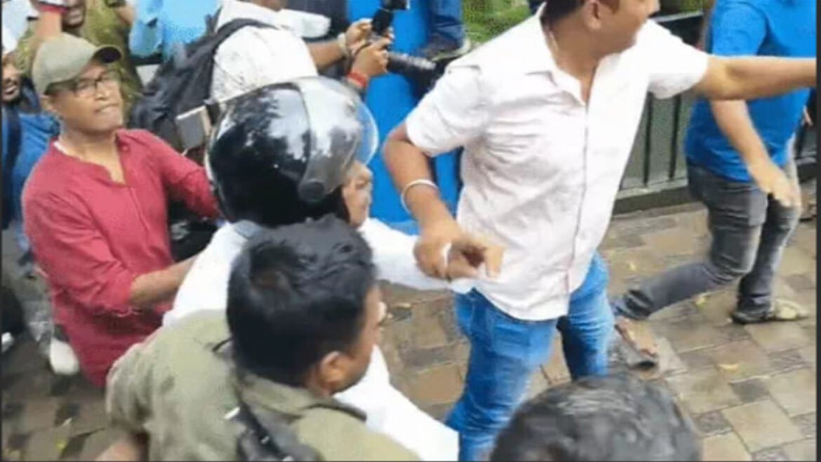 RG कर डॉक्टर रेप-मर्डर केस, गिरफ्तार पूर्व TMC विधायक निर्मल घोष पर भीड़ ने किया 