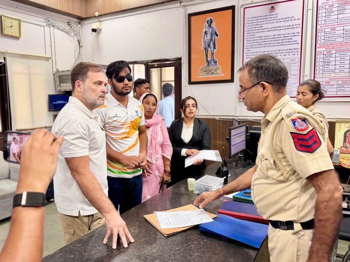 जंतर-मंतर प्रदर्शन में घायल छात्र साहिल की शिकायत पर FIR दर्ज, राहुल गांधी बोले- न्याय की तरफ पहला कदम