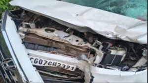  भिलाई में गरबा खेलकर लौट रही स्कूटी सवार युवती को कार ने मारी ठोकर, अस्पताल में मौत 